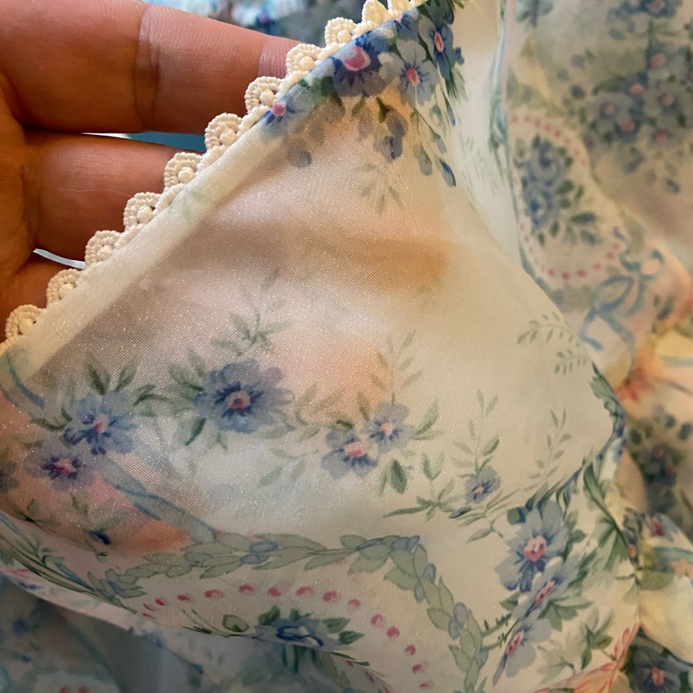 Selkie Puff Dress - Picture 3 of 4